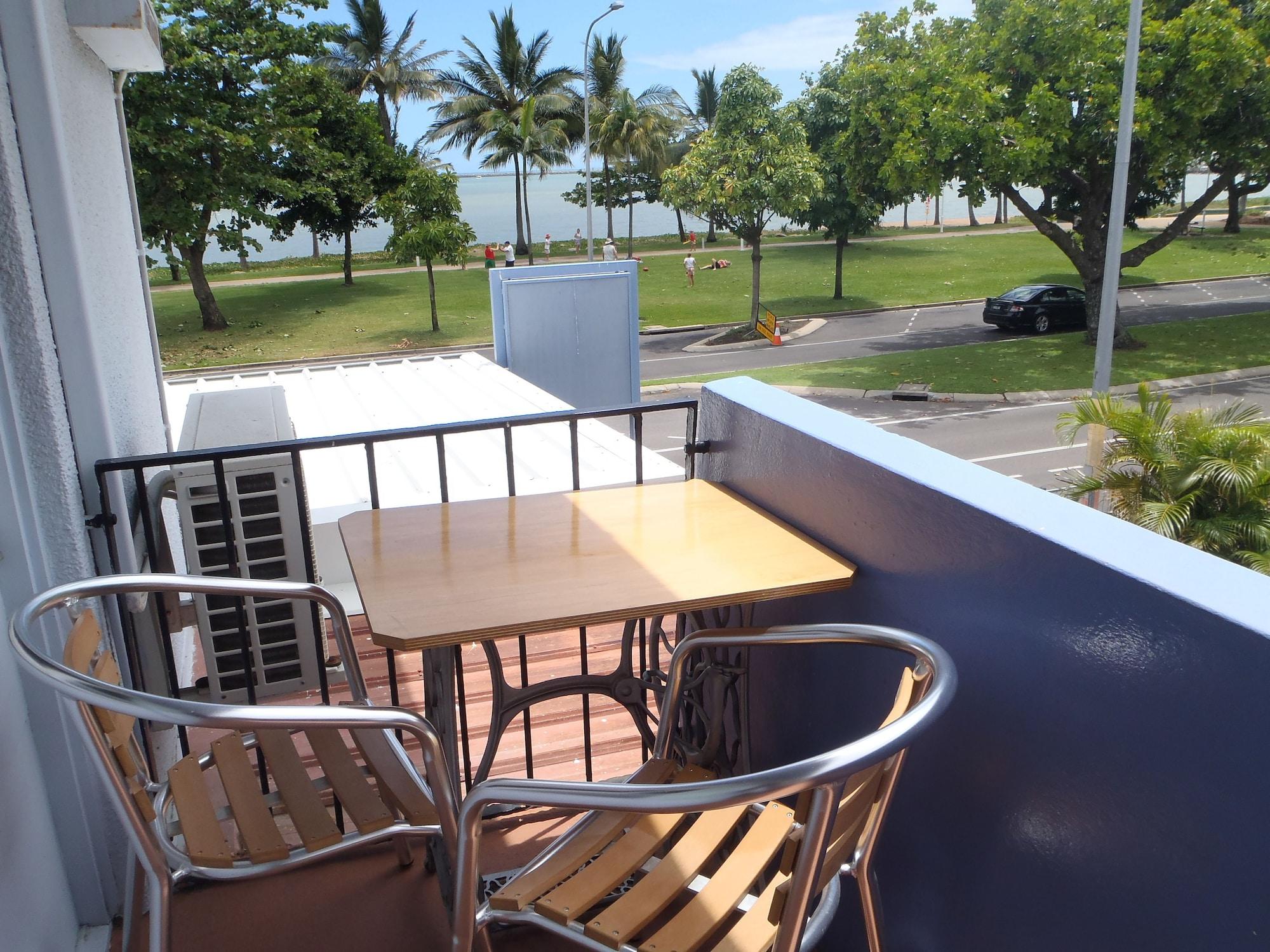 Strand Motel Townsville Bagian luar foto